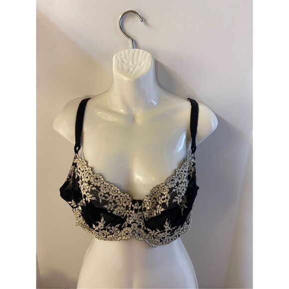Wacoal 38D bra rn#61049 black and cream lace - Picture 1 of 4
